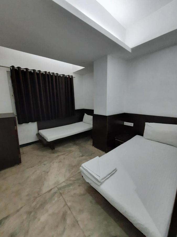 Hotel Grand Suites Indore Zewnętrze zdjęcie