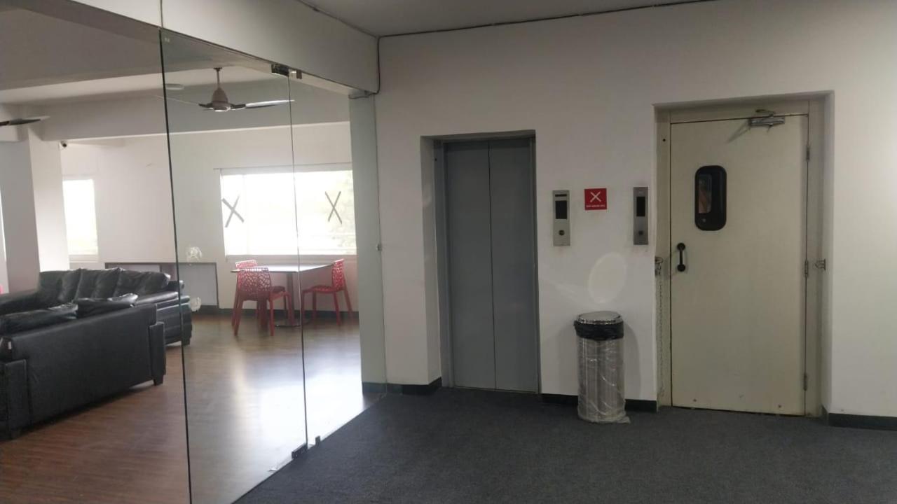 Hotel Grand Suites Indore Zewnętrze zdjęcie